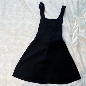 VINTAGE BLACK POCKET DRESS